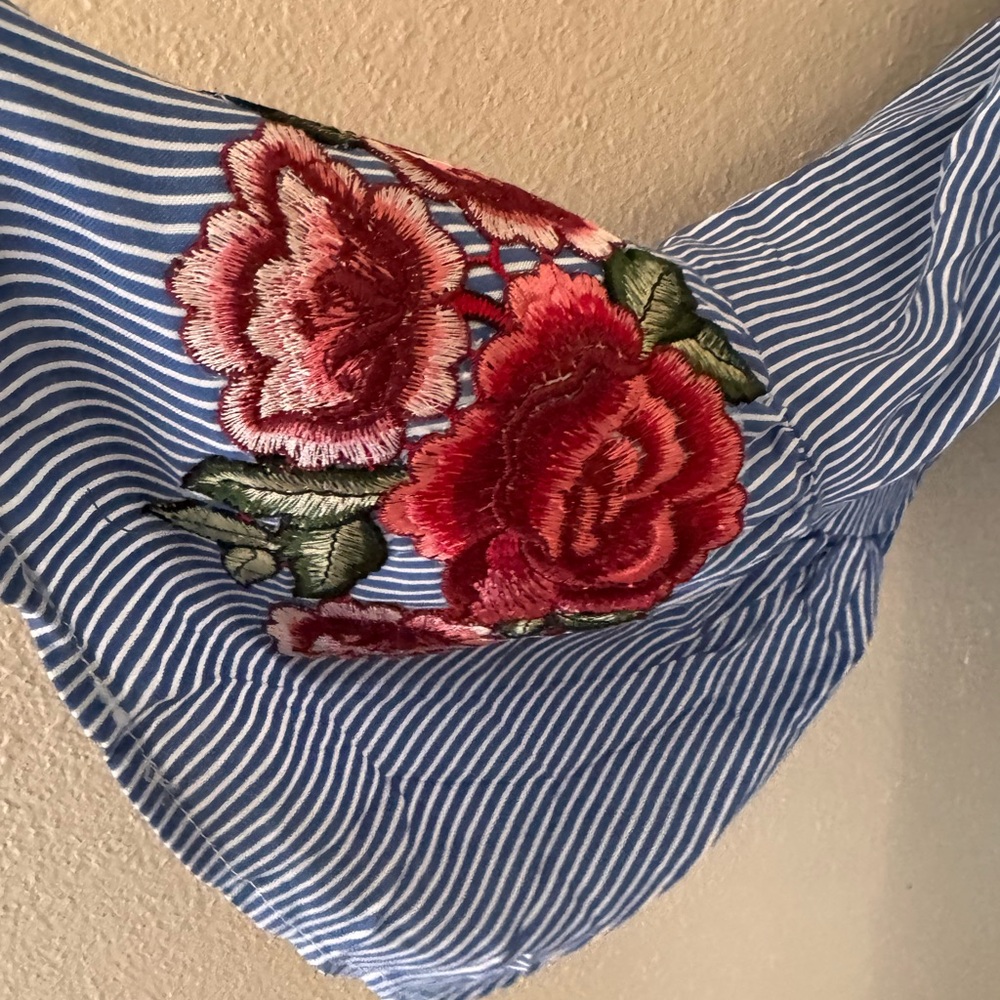 Annabelle Blue Striped Off-Shoulder Blouse with Floral Embroidery - Picture 5 of 7